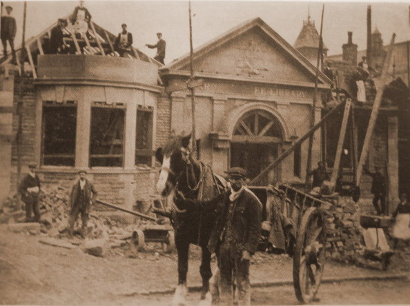 The library under construction